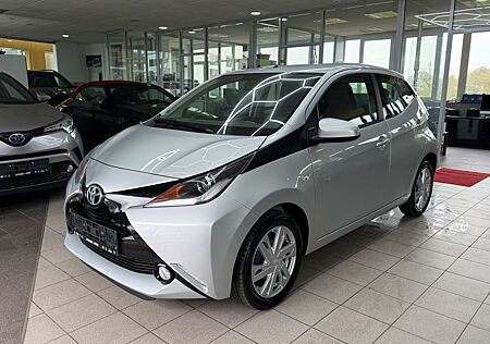 Toyota Aygo (X) -play Touch Klima Alu Kamera Bluetooth