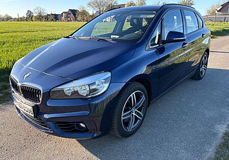 BMW 218i -