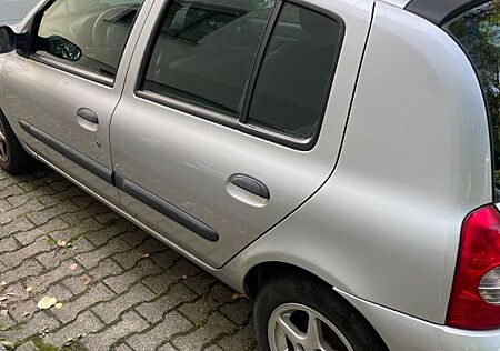 Renault Clio Edition Dynamique 1.2 16V Eco2 55kW Edi...