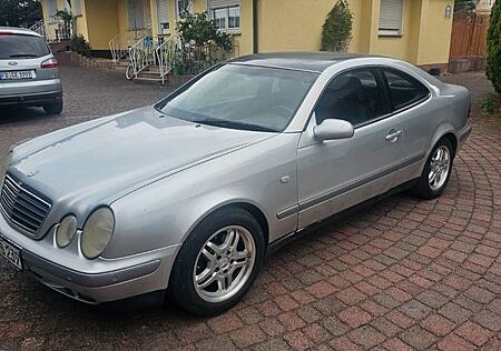 Mercedes-Benz CLK 200 ELEGANCE Elegance