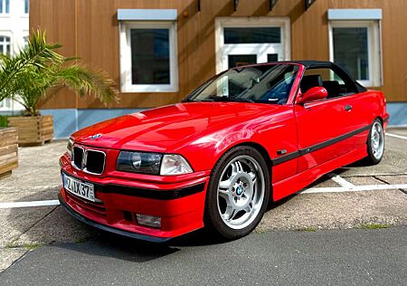 BMW 320 E36 Cabrio M3-Paket / TÜV/ Oldtimer / -Org.zust.