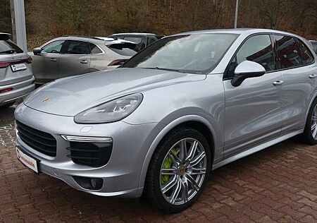 Porsche Cayenne S E-Hybrid*SHZ*LHZ*Memory*BOSE*Kam