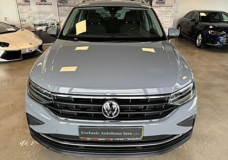 VW Tiguan Volkswagen United**NAVI**SHZ**PDC**AHK**