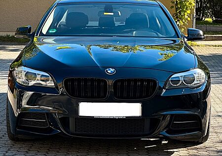BMW 523i -