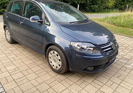 VW Golf Plus Volkswagen 1.6 Tour AHK Klima Sitzheizung Tempom.