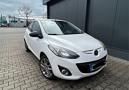 Mazda 2 Weiß, TÜV neu, 1. Hand