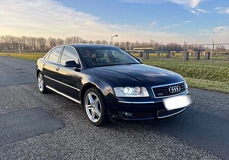 Audi A8 4.2 tiptronic Quattro 1.Vorbesitzer* S-Heft*