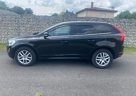 Volvo XC 60 Momentum 2WD Automatik