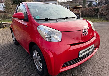 Toyota iQ ALU KLIMA PDC 2. HAND