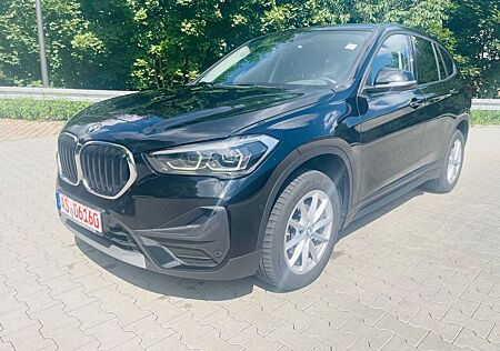 BMW X1 sDrive 20 d Advantage*Navi*LED*Sportsitze*