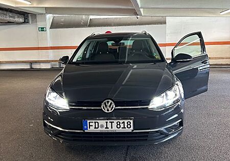 VW Golf Volkswagen 1.4 TSI DSG BMT Highline Variant Highline