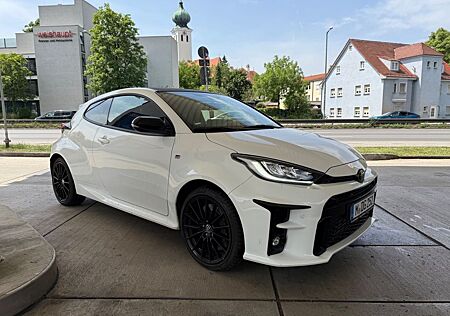 Toyota Yaris 1.6-l-Turbo GR GR Head Up Display