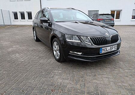 Skoda Octavia Combi Style 1.6 TDI DSG