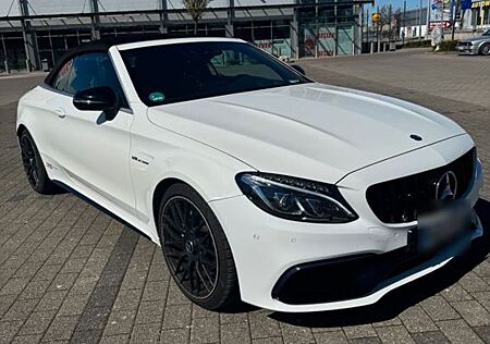 Mercedes-Benz C 63 AMG Mercedes-AMG, Performance, Burmester,