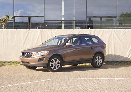 Volvo XC 60 2.4 D5 - 4WD - AUTOMATIC - PANORAMA ROOF