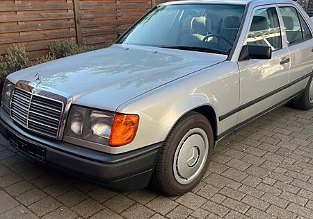 Mercedes-Benz 230 230E W124 H Kennzeichen