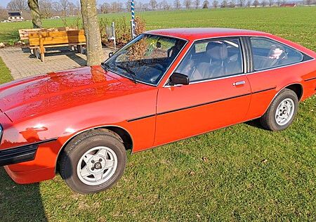 Opel Manta B CC 2,0E Luxus