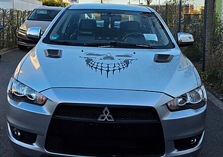 Mitsubishi Lancer 1.8 Limousine Mivec Invite