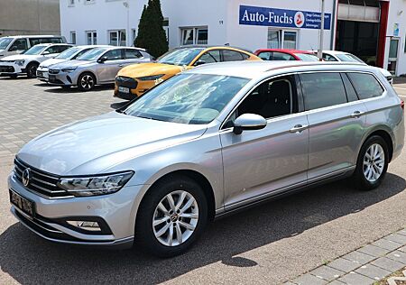 VW Passat Variant Volkswagen Passat 2.0 TDI DSG Variant Business AHK KAMERA