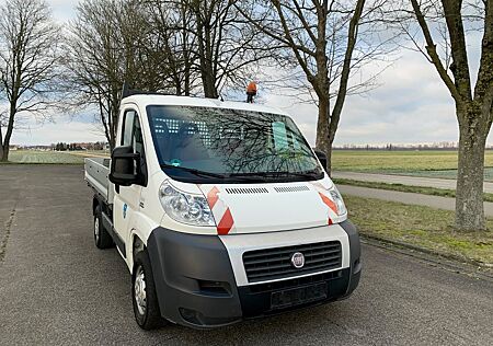 Fiat Ducato Pritsche 1Hand