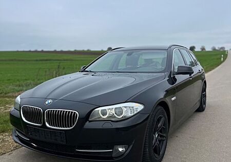 BMW 520d Touring *Xenon*Automatik*Sportsitze*