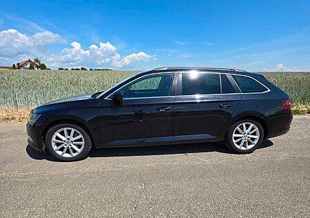 Skoda Superb 2.0 TDI DSG/ ACC/ 140kw/190ps