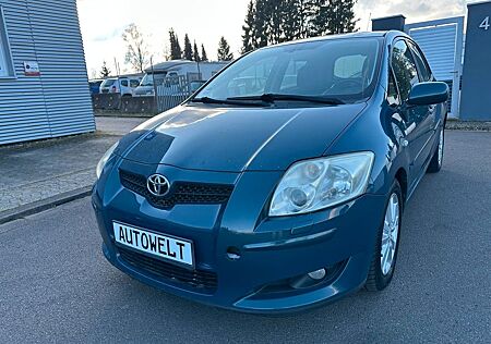 Toyota Auris Executive Klinaautomatik