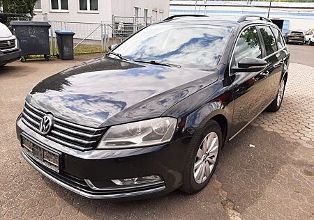 VW Passat Variant Volkswagen Comfortline BlueMotion-Navigation