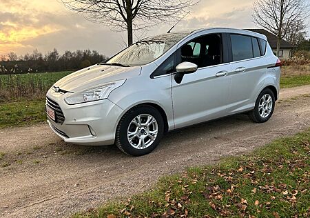 Ford B-Max Titanium