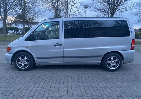 Mercedes-Benz Vito . Klima, Standheizung, Top Zustand.