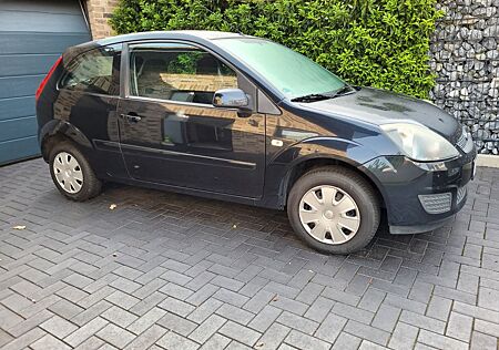 Ford Fiesta 1,3 51 kW Ambiente Ambiente