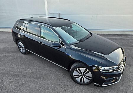 VW Passat Variant Volkswagen GTE ACC AHK Kamera IQ Drive