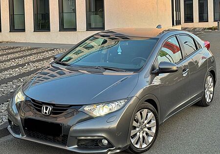 Honda Civic 1.6 i-DTEC Lifestyle LIM 5-TRG 1Hand