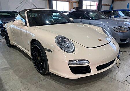 Porsche 911 Urmodell 911 Carrera 4 S Cabrio