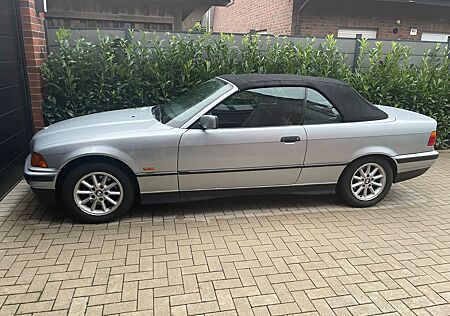 BMW 318i Cabrio