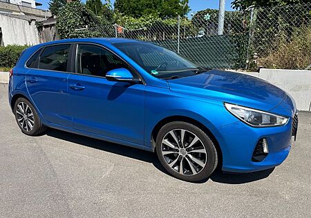 Hyundai i30 Style*KAMERA*LANE-ASSIST*APPLE-CARPLAY*NAVi