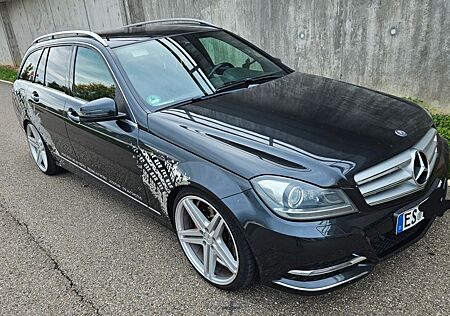 Mercedes-Benz C 180 CDI T Avandgard AMG Style 212ps