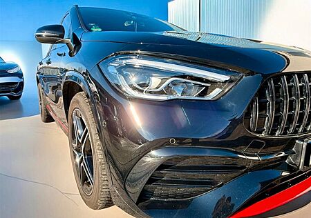 Mercedes-Benz GLA 200 *4 Matic*all black*ILS*AMG line*AHK