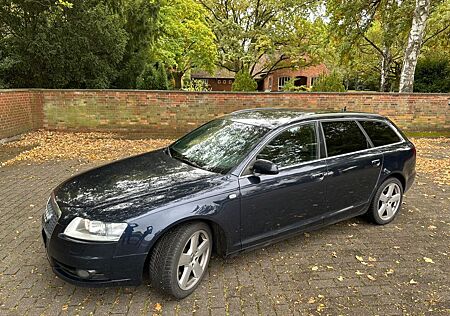 Audi A6 4.2 tiptronic quattro Avant -