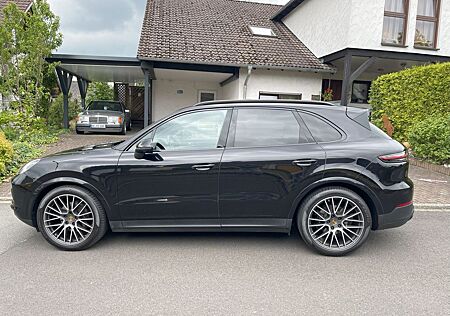 Porsche Cayenne /Approved 6-26/Motor+Turbo 29TKM/LESEN!!!