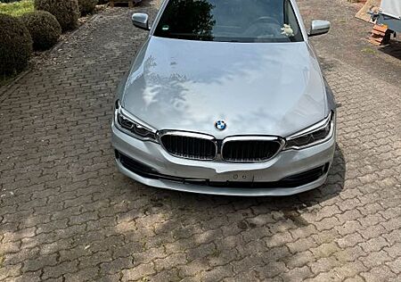 BMW 520d Touring A -