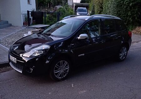 Renault Clio Grandtour Night & Day TCE 100 Eco2 Nigh...