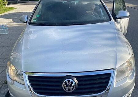 VW Passat Volkswagen 2.0 TDI DPF DSG Trendline Trendline