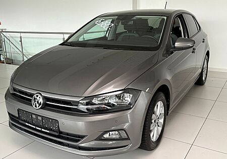 VW Polo Volkswagen HIGHLINE*Kamera*SzHz*PDC*Navi*Parkassistent