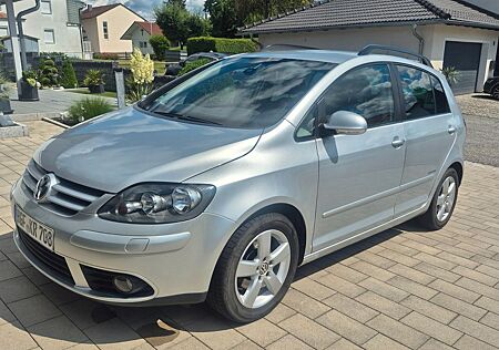VW Golf Plus Volkswagen 1.6 United silber, AHK, sehr gepflegt