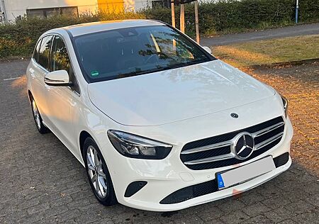 Mercedes-Benz B 180 Mercedes Benz Progressive 7G DCT Garantie