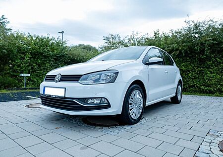 VW Polo Volkswagen 1.2 TSI 66kW BMT Comfortline Park Pilot