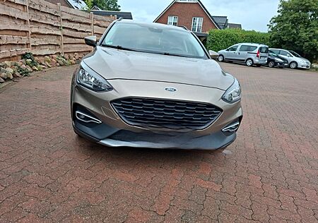 Ford Focus 1,0 EcoBoost 92kW Active Turnier Active