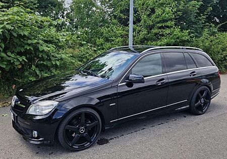 Mercedes-Benz C 200 T AMG-Line Kompr. Automatik