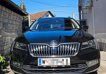 Skoda Superb Leder/LED&Xenon/Kamera/Navi/TOP ZUSTAND